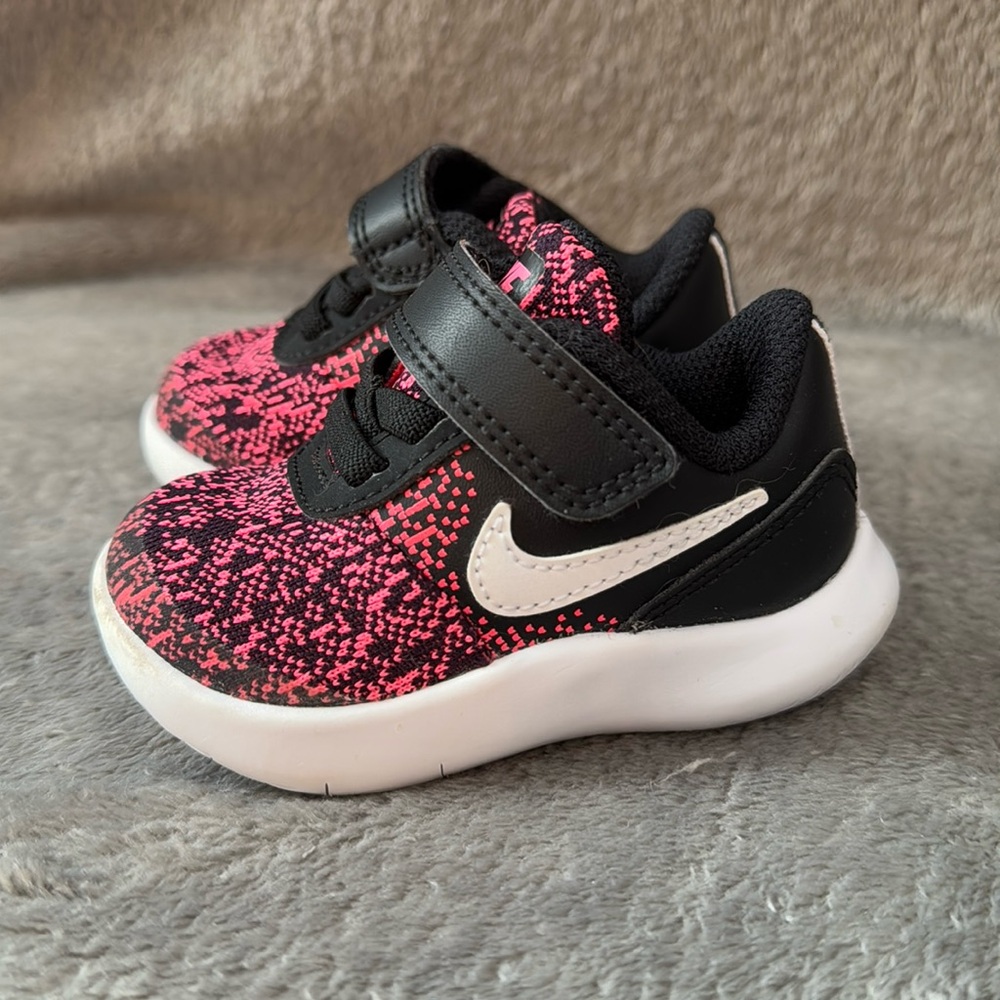 Baby girl 3c Nike Flex Contact Sneakers